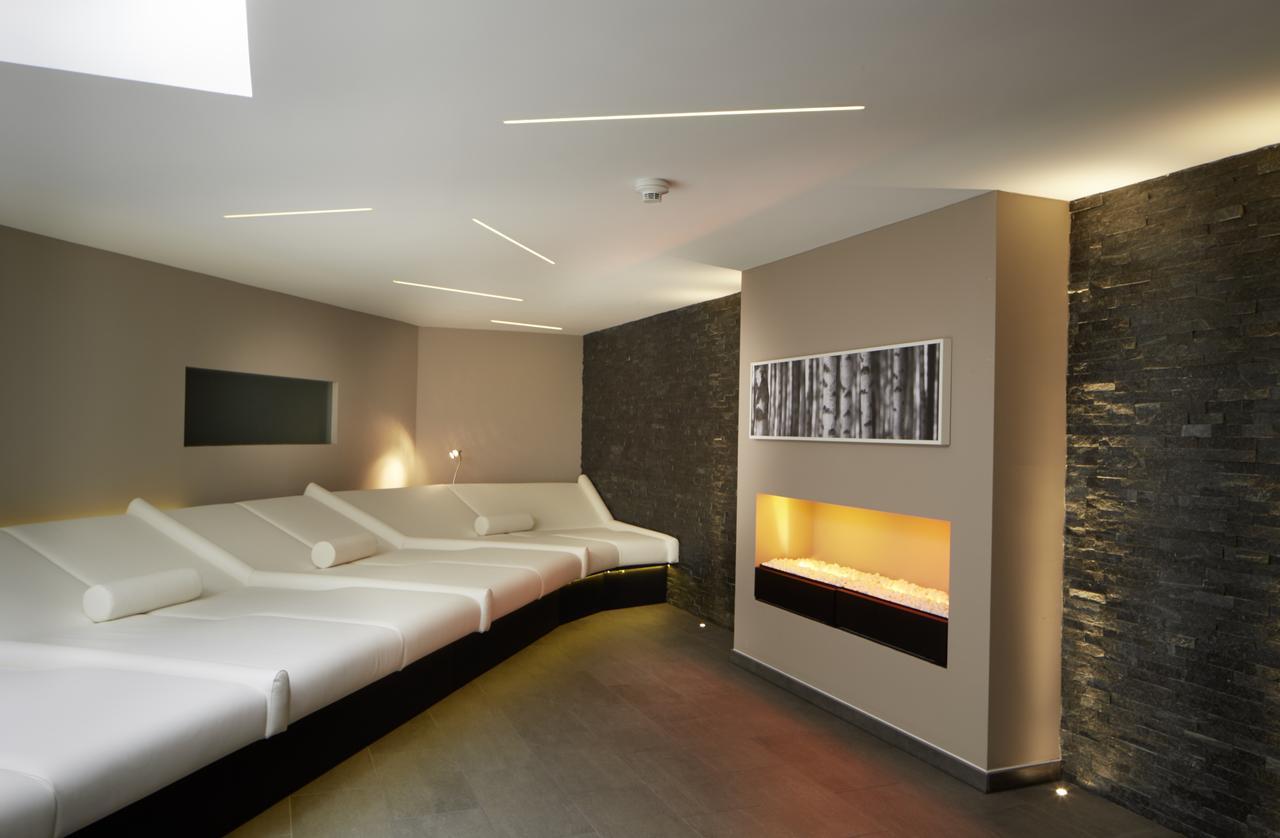 Schloss Reinach 4*